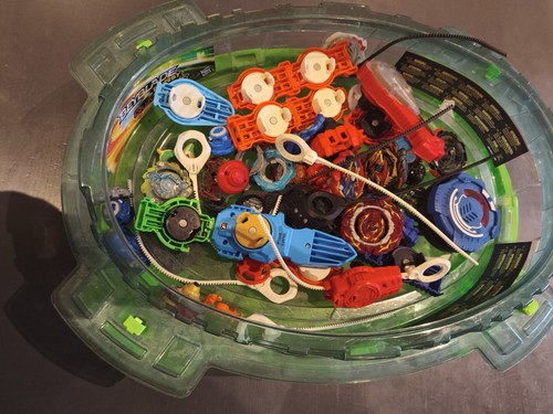 Gros lot beyblade arène - lot,