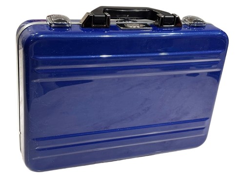 Zero halliburton attache case - halliburton,