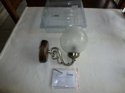 Applique murale larec neuve - ,