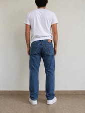 👖 Jean Levi’s 501 –