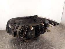 Optique avant principal droit