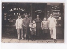 PARIS: fine pastry, G. Chenier, croissant specialty - condition