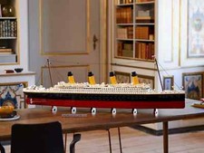 Titanic Lego Set 9090 pcs