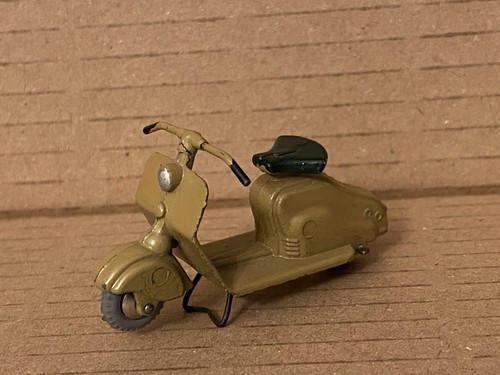 Rare scooter miniature - rare,