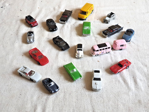 Lot voiture miniature - 18,