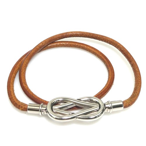 Bracelet collier ras - ras, du