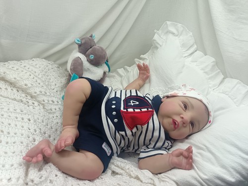 Adorable bébé reborn - bébé, miley