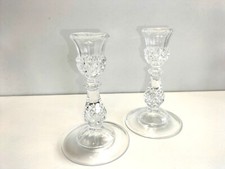 PAIRE DE BOUGEOIRS CRISTAL D'ARQUES MOD LONGCHAMP / CRYSTAL CANDLE HOLDER