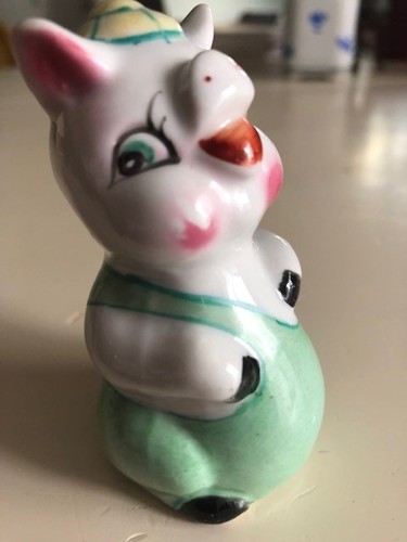 Ancienne figurine en - ,