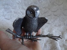 ancienne petite chouette en étain signée Michel Laude