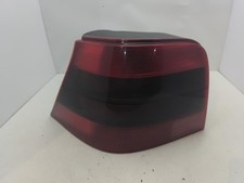 Feu arriere principal gauche