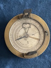 Ancienne boussole militaire 