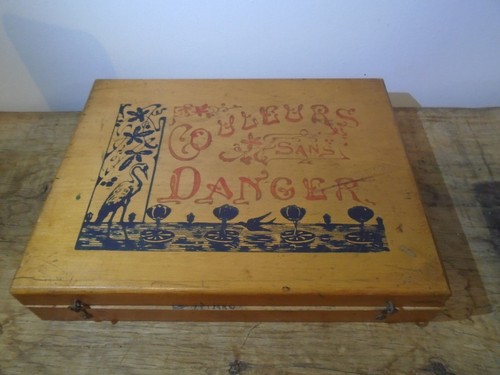Boite peinture ancienne - boite,
