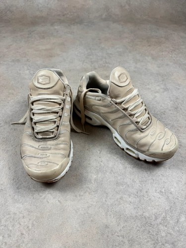 Baskets nike beige suede - tn,