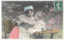 CP MON TRESOR - MAMAN COIFFE OFFRANT BIBERON A BEBE - 21140