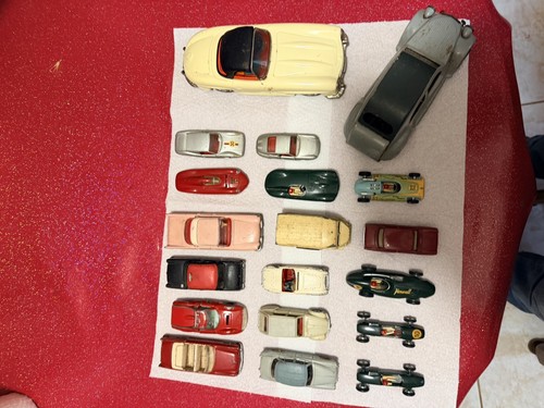Lot petites voitures - de,