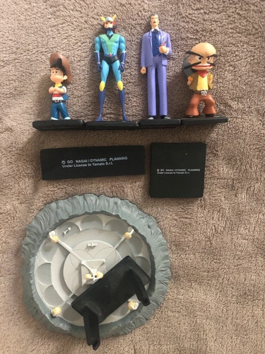 Goldorak lot figurines - goldorak, base