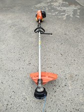 DEBROUSSAILLEUSE  ECHO SRM