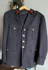 ANCIENNE TENUE DE RECEPTION DE