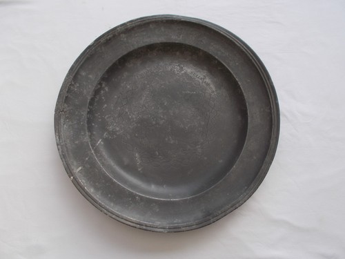 Plat etain confrerie - plat,