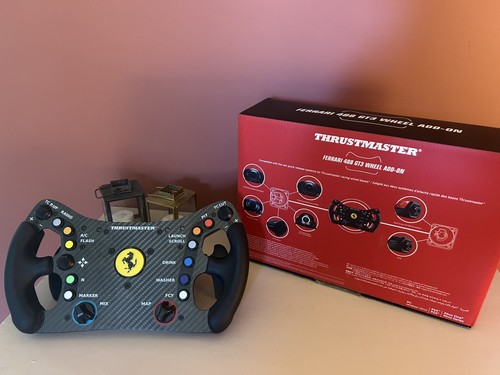 Volant thrusmaster ferrari - -,