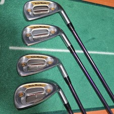 Ensemble de 4 fers à repasser