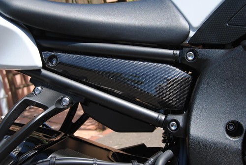 Caches sous selle under seat - sous,