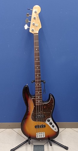 Guitare basse électrique