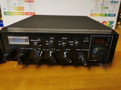 Radio 3300 am - -, am/fm