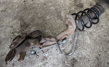 MERCEDES VITO VAN MK2 FRONT SUSPENSION LEG & HUB N/S W639 (2006) *