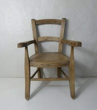 ancien fauteuil en bois pour enfant