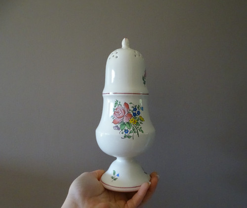 Soupoudreuse sucrier faience