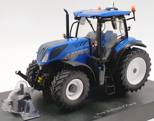 Scale model tractor - scale,