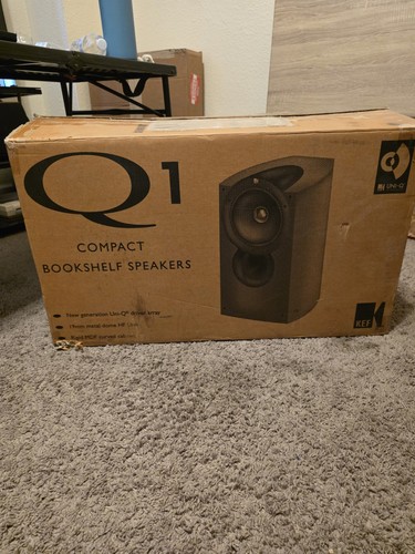 Kef bookshelf speakers pair - kef,