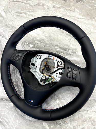 Bmw e90 e92 oem volant - e92, cuir