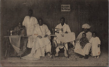 Zoo humain, Anvers, la compagnie Singer au village africain, 1930  Carte postale