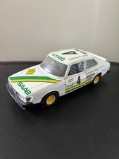 burago 1/24 Saab 900 Turbo 