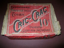 Ancienne boite publicitaire