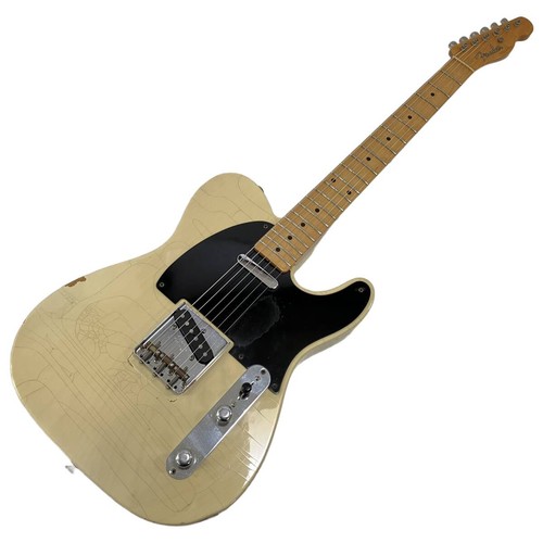 Electric guitar fender custom - guitar,