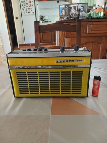 Tres rare poste - tres, grundig