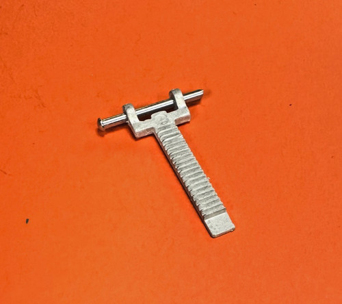 Crémaillère repro métal - crémaillère,