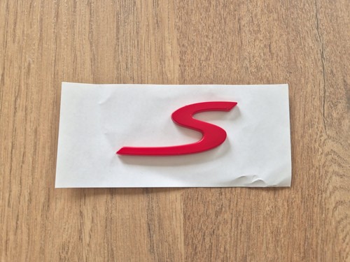 Monogramme coffre rouge - monogramme,
