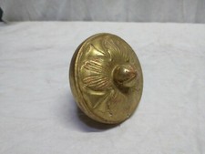 Toupie de bois doré