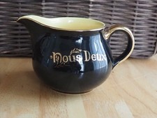 PICHET NOUS DEUX NOIR ET JAUNE VILLEROY ET BOCH .HAUT 9 CM. TTBE