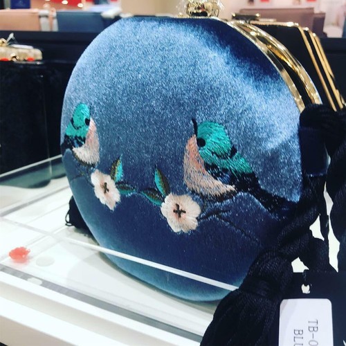 Pochette fête pour - de,