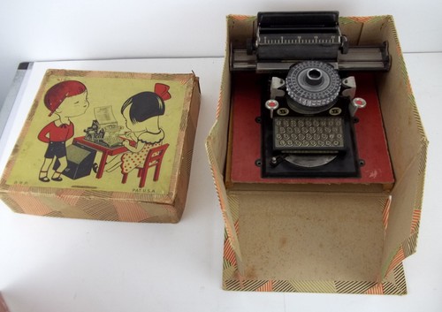 Rare petite machine à - petite,