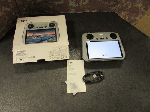 Radiocommande pour drone - , dji