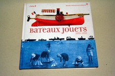 livre BATEAUX JOUETS 1850-1950