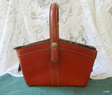 ANCIENNE BOITE A COUTURE