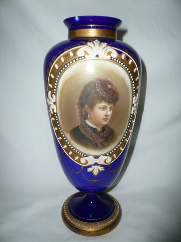 Exquisite antique ornate - exquisite,